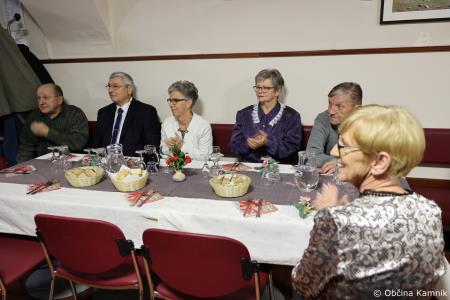 Slavnostna podelitev priznanj in cvetja diamantnim in zlatim parom  (3)